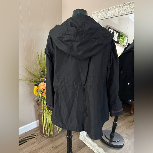 Giacca • Hooded Medium Weight Quilted Jacket - Picture 2 of 14